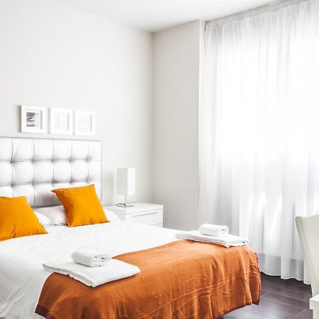 Gran Via Suites Мадрид Номер фото