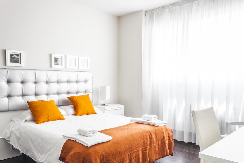 Gran Via Suites Мадрид Номер фото