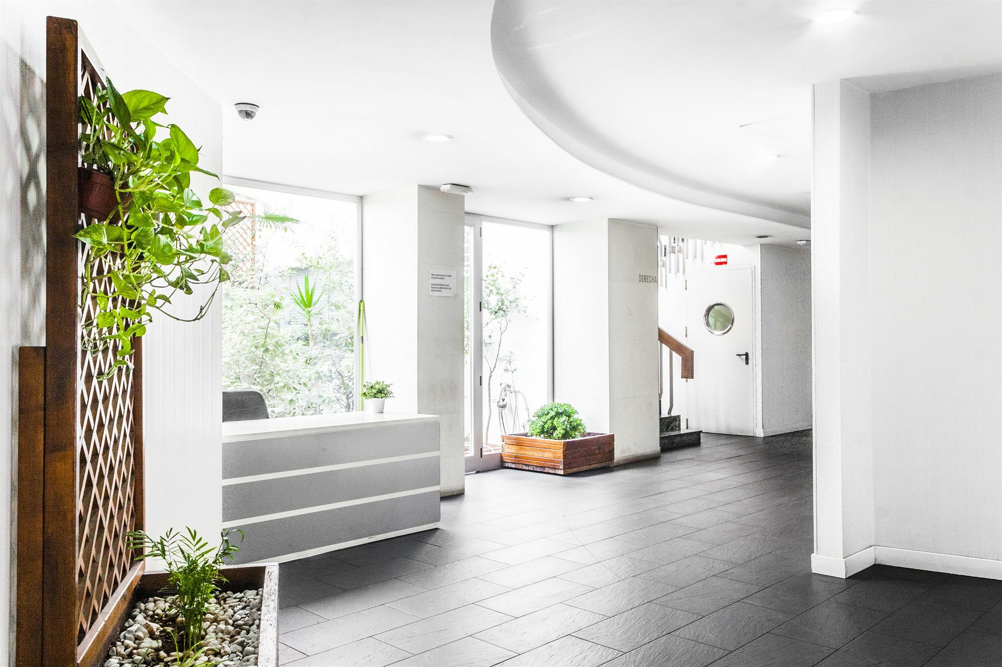 Gran Via Suites Мадрид Экстерьер фото